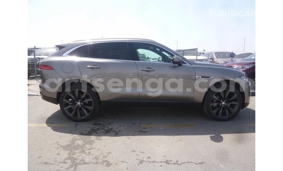 Acheter Import Voiture Jaguar F-Pace Autre à Import - Dubai, Hhohho Acheter Import Voiture Jaguar F-Pace Autre à Import - Dubai, Hhohho