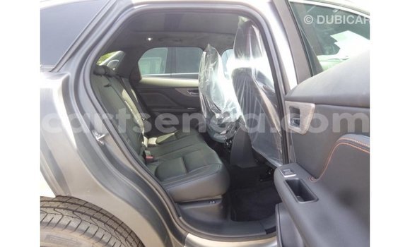 Acheter Import Voiture Jaguar F-Pace Autre à Import - Dubai, Hhohho Acheter Import Voiture Jaguar F-Pace Autre à Import - Dubai, Hhohho