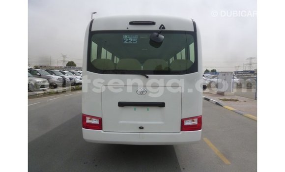 Nunua Imported Toyota Coaster White Gari ndani ya Import - Dubai nchini Hhohho Nunua Imported Toyota Coaster White Gari ndani ya Import - Dubai nchini Hhohho