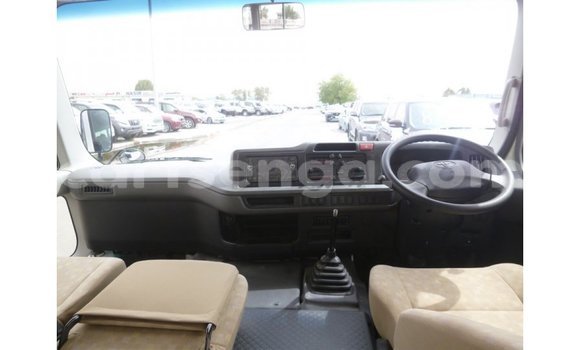 Nunua Imported Toyota Coaster White Gari ndani ya Import - Dubai nchini Hhohho Nunua Imported Toyota Coaster White Gari ndani ya Import - Dubai nchini Hhohho