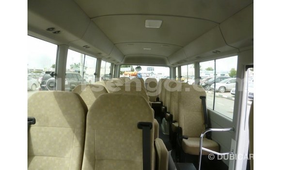 Nunua Imported Toyota Coaster White Gari ndani ya Import - Dubai nchini Hhohho Nunua Imported Toyota Coaster White Gari ndani ya Import - Dubai nchini Hhohho