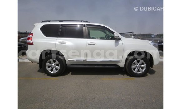 Acheter Import Voiture Toyota Prado Blanc à Import - Dubai, Hhohho Acheter Import Voiture Toyota Prado Blanc à Import - Dubai, Hhohho