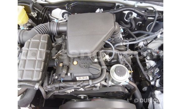 Buy Import Toyota Prado White Car in Import - Dubai in Hhohho Buy Import Toyota Prado White Car in Import - Dubai in Hhohho