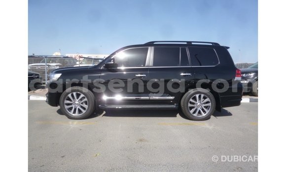 Nunua Imported Toyota Land Cruiser Black Gari ndani ya Import - Dubai nchini Hhohho Nunua Imported Toyota Land Cruiser Black Gari ndani ya Import - Dubai nchini Hhohho