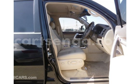 Nunua Imported Toyota Land Cruiser Black Gari ndani ya Import - Dubai nchini Hhohho Nunua Imported Toyota Land Cruiser Black Gari ndani ya Import - Dubai nchini Hhohho