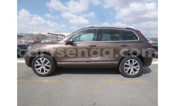 Acheter Import Voiture Volkswagen Touareg Marron à Import - Dubai, Hhohho Acheter Import Voiture Volkswagen Touareg Marron à Import - Dubai, Hhohho