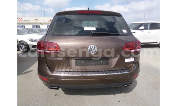 Acheter Import Voiture Volkswagen Touareg Marron à Import - Dubai, Hhohho Acheter Import Voiture Volkswagen Touareg Marron à Import - Dubai, Hhohho