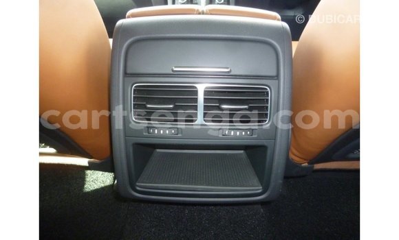 Acheter Import Voiture Volkswagen Touareg Marron à Import - Dubai, Hhohho Acheter Import Voiture Volkswagen Touareg Marron à Import - Dubai, Hhohho