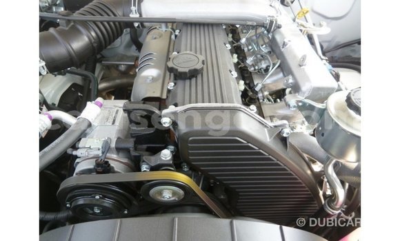 Buy Import Toyota Land Cruiser White Car in Import - Dubai in Hhohho Buy Import Toyota Land Cruiser White Car in Import - Dubai in Hhohho