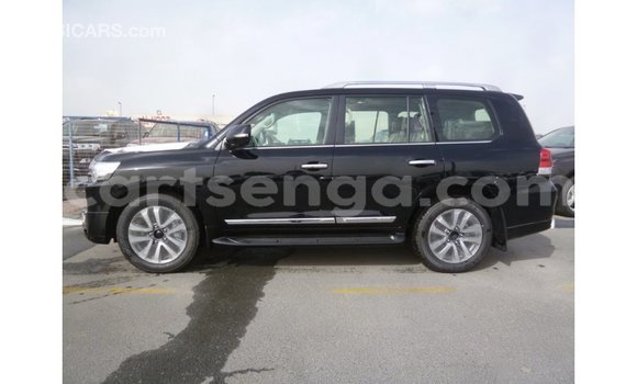 Acheter Import Voiture Toyota Land Cruiser Noir à Import - Dubai, Hhohho Acheter Import Voiture Toyota Land Cruiser Noir à Import - Dubai, Hhohho