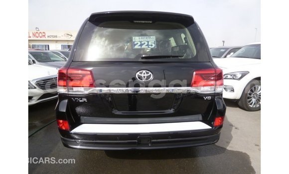 Acheter Import Voiture Toyota Land Cruiser Noir à Import - Dubai, Hhohho Acheter Import Voiture Toyota Land Cruiser Noir à Import - Dubai, Hhohho