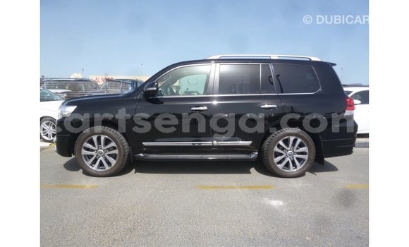 Acheter Import Voiture Toyota Land Cruiser Noir à Import - Dubai, Hhohho Acheter Import Voiture Toyota Land Cruiser Noir à Import - Dubai, Hhohho