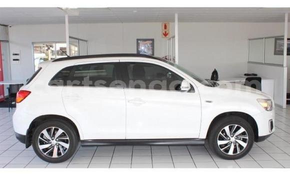 Buy Used Mitsubishi ASX White Car in Hlatikulu in Shiselweni District Buy Used Mitsubishi ASX White Car in Hlatikulu in Shiselweni District
