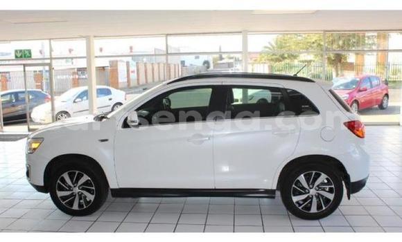 Buy Used Mitsubishi ASX White Car in Hlatikulu in Shiselweni District Buy Used Mitsubishi ASX White Car in Hlatikulu in Shiselweni District