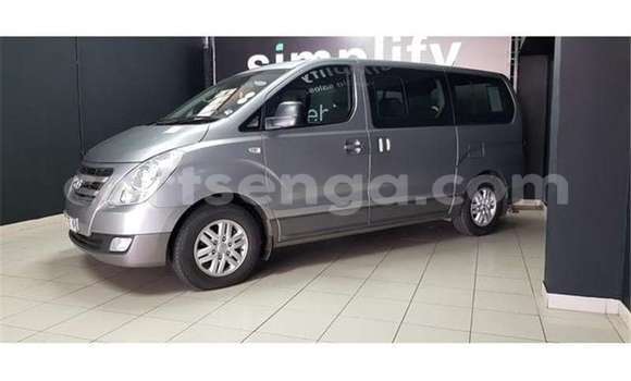 Nunua Ilio tumika Hyundai H1 Silver Gari ndani ya Manzini nchini Manzini Nunua Ilio tumika Hyundai H1 Silver Gari ndani ya Manzini nchini Manzini