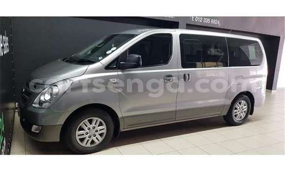 Nunua Ilio tumika Hyundai H1 Silver Gari ndani ya Manzini nchini Manzini Nunua Ilio tumika Hyundai H1 Silver Gari ndani ya Manzini nchini Manzini