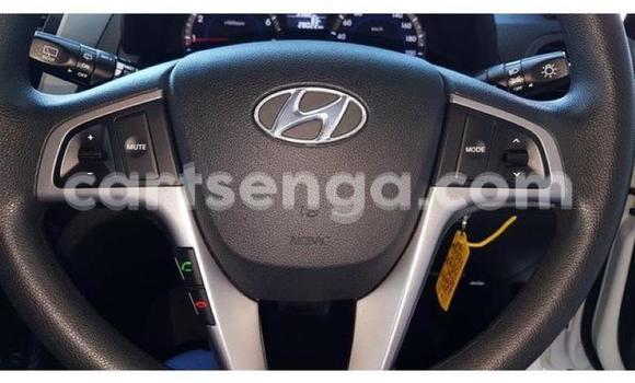 Acheter Occasion Voiture Hyundai Accent Blanc à Big Bend, Lubombo District Acheter Occasion Voiture Hyundai Accent Blanc à Big Bend, Lubombo District