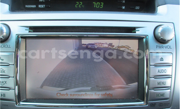 Buy Used Toyota Hilux White Car in Ezulwini in Hhohho Buy Used Toyota Hilux White Car in Ezulwini in Hhohho