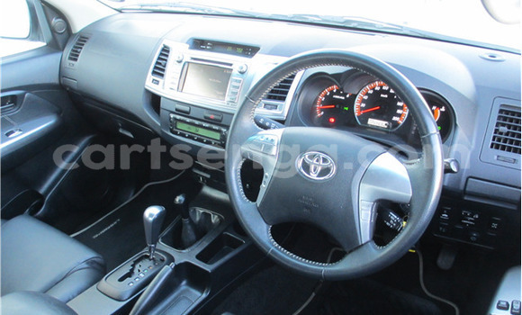 Buy Used Toyota Hilux White Car in Ezulwini in Hhohho Buy Used Toyota Hilux White Car in Ezulwini in Hhohho