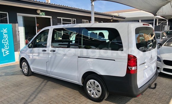 Acheter Occasion Voiture Mercedes‒Benz Vito Blanc à Malkerns, Manzini Acheter Occasion Voiture Mercedes‒Benz Vito Blanc à Malkerns, Manzini