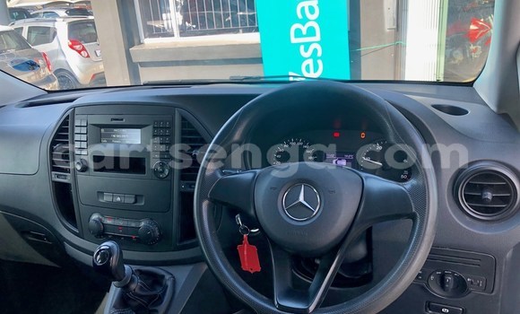 Acheter Occasion Voiture Mercedes‒Benz Vito Blanc à Malkerns, Manzini Acheter Occasion Voiture Mercedes‒Benz Vito Blanc à Malkerns, Manzini