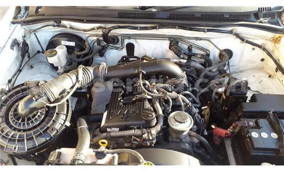 Buy Used Toyota Hilux White Car in Ezulwini in Hhohho Buy Used Toyota Hilux White Car in Ezulwini in Hhohho