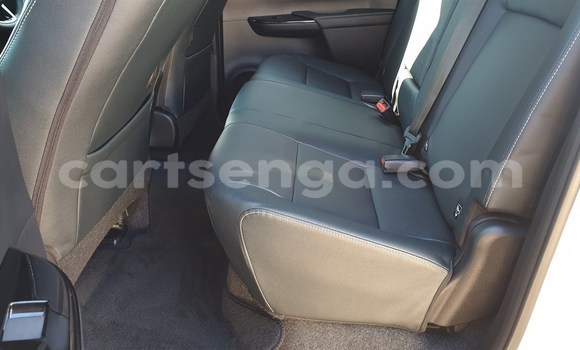 Acheter Occasion Voiture Toyota Hilux Blanc à Matsapha, Manzini Acheter Occasion Voiture Toyota Hilux Blanc à Matsapha, Manzini