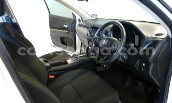 Acheter Occasion Voiture Honda HR–V Blanc à Bulembu, Hhohho Acheter Occasion Voiture Honda HR–V Blanc à Bulembu, Hhohho