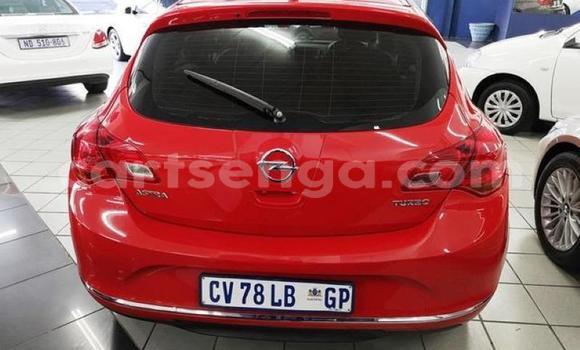 Acheter Occasion Voiture Opel Astra Rouge à Bulembu, Hhohho Acheter Occasion Voiture Opel Astra Rouge à Bulembu, Hhohho