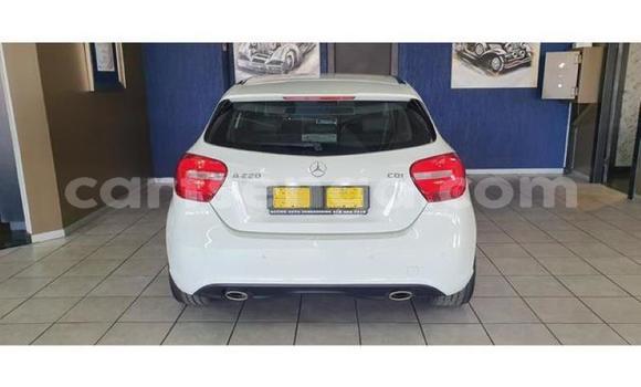 Nunua Ilio tumika Mercedes‒Benz A–Class White Gari ndani ya Manzini nchini Manzini Nunua Ilio tumika Mercedes‒Benz A–Class White Gari ndani ya Manzini nchini Manzini