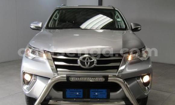 Buy Used Toyota Fortuner Beige Car in Malkerns in Manzini Buy Used Toyota Fortuner Beige Car in Malkerns in Manzini