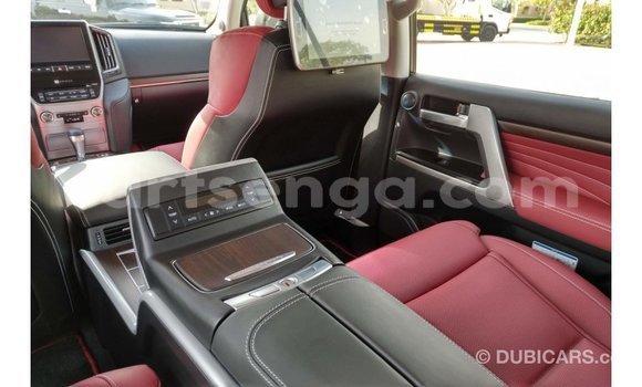 Buy Import Toyota Land Cruiser Black Car in Import - Dubai in Hhohho Buy Import Toyota Land Cruiser Black Car in Import - Dubai in Hhohho