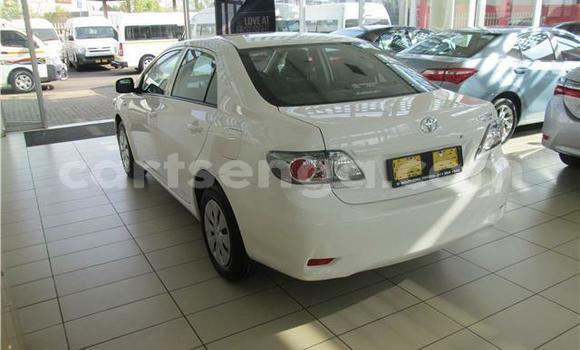 Buy Used Toyota Corolla White Car in Ezulwini in Hhohho Buy Used Toyota Corolla White Car in Ezulwini in Hhohho