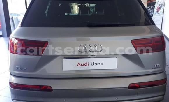 Acheter Occasion Voiture Audi Q7 Gris à Manzini, Manzini Acheter Occasion Voiture Audi Q7 Gris à Manzini, Manzini