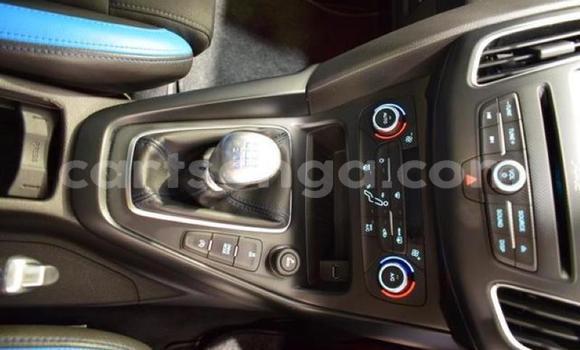 Acheter Occasion Voiture Ford Focus RS Bleu à Mbabane, Manzini Acheter Occasion Voiture Ford Focus RS Bleu à Mbabane, Manzini