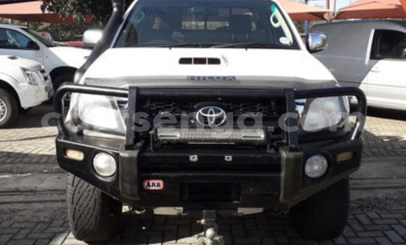 Buy Used Toyota Hilux White Car in Manzini in Manzini Buy Used Toyota Hilux White Car in Manzini in Manzini