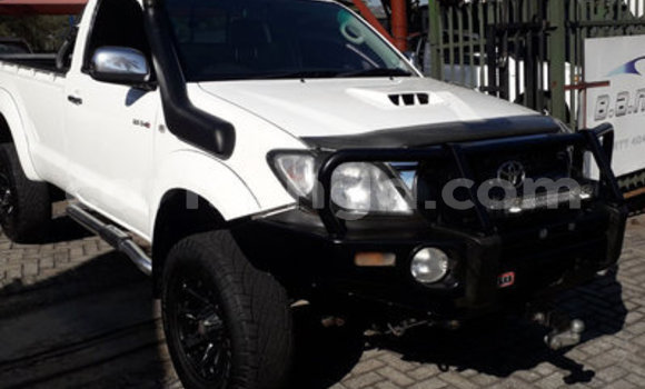 Buy Used Toyota Hilux White Car in Manzini in Manzini Buy Used Toyota Hilux White Car in Manzini in Manzini