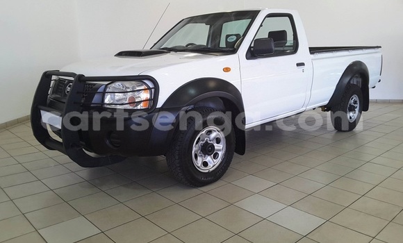 Buy Used Nissan Hardbody White Car in Mhlambanyatsi in Manzini Buy Used Nissan Hardbody White Car in Mhlambanyatsi in Manzini