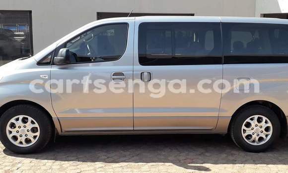 Acheter Occasion Voiture Hyundai H1 Gris à Big Bend, Lubombo District Acheter Occasion Voiture Hyundai H1 Gris à Big Bend, Lubombo District