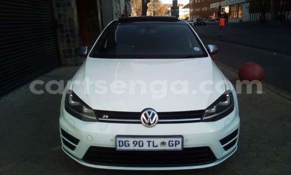 Buy Used Volkswagen Golf White Car in Bhunya in Manzini Buy Used Volkswagen Golf White Car in Bhunya in Manzini