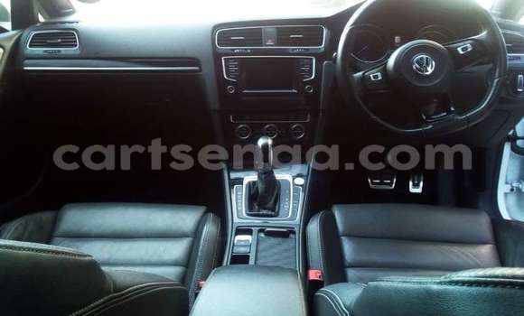Buy Used Volkswagen Golf White Car in Bhunya in Manzini Buy Used Volkswagen Golf White Car in Bhunya in Manzini