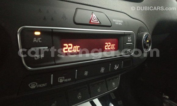 Nunua Imported Kia Sorento Brown Gari ndani ya Import - Dubai nchini Hhohho Nunua Imported Kia Sorento Brown Gari ndani ya Import - Dubai nchini Hhohho