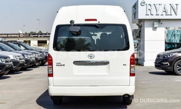 Buy Import Toyota Hiace White Car in Import - Dubai in Hhohho Buy Import Toyota Hiace White Car in Import - Dubai in Hhohho