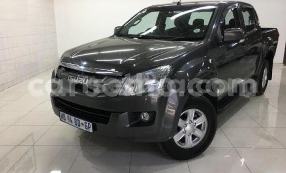 Acheter Occasion Voiture Isuzu KB Noir à Big Bend, Lubombo District Acheter Occasion Voiture Isuzu KB Noir à Big Bend, Lubombo District