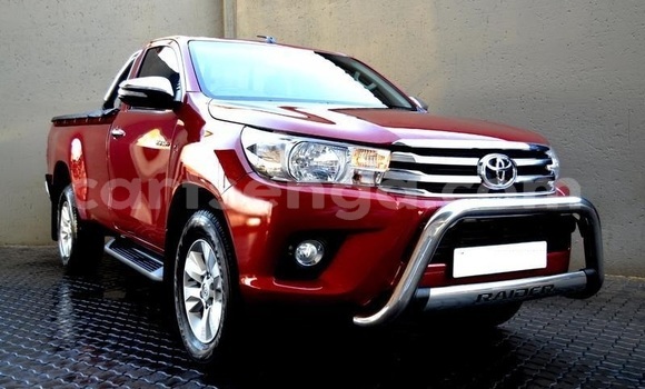 Nunua Ilio tumika Toyota Hilux Red Gari ndani ya Manzini nchini Manzini Nunua Ilio tumika Toyota Hilux Red Gari ndani ya Manzini nchini Manzini