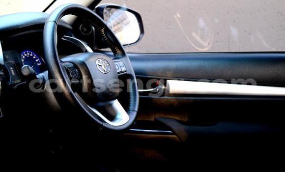 Nunua Ilio tumika Toyota Hilux Red Gari ndani ya Manzini nchini Manzini Nunua Ilio tumika Toyota Hilux Red Gari ndani ya Manzini nchini Manzini