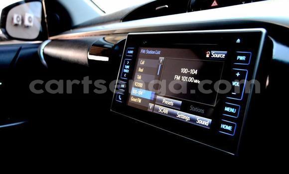 Nunua Ilio tumika Toyota Hilux Red Gari ndani ya Manzini nchini Manzini Nunua Ilio tumika Toyota Hilux Red Gari ndani ya Manzini nchini Manzini