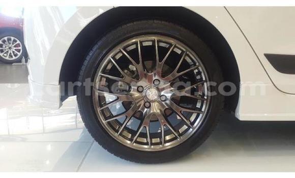 Acheter Occasion Voiture Hyundai i20 Blanc à Big Bend, Lubombo District Acheter Occasion Voiture Hyundai i20 Blanc à Big Bend, Lubombo District