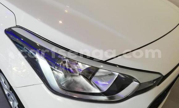 Buy Used Hyundai i20 White Car in Big Bend in Lubombo District Buy Used Hyundai i20 White Car in Big Bend in Lubombo District