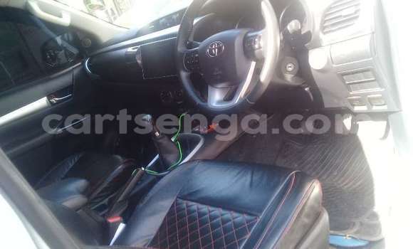 Buy Used Toyota Hilux Silver Car in Manzini in Manzini Buy Used Toyota Hilux Silver Car in Manzini in Manzini